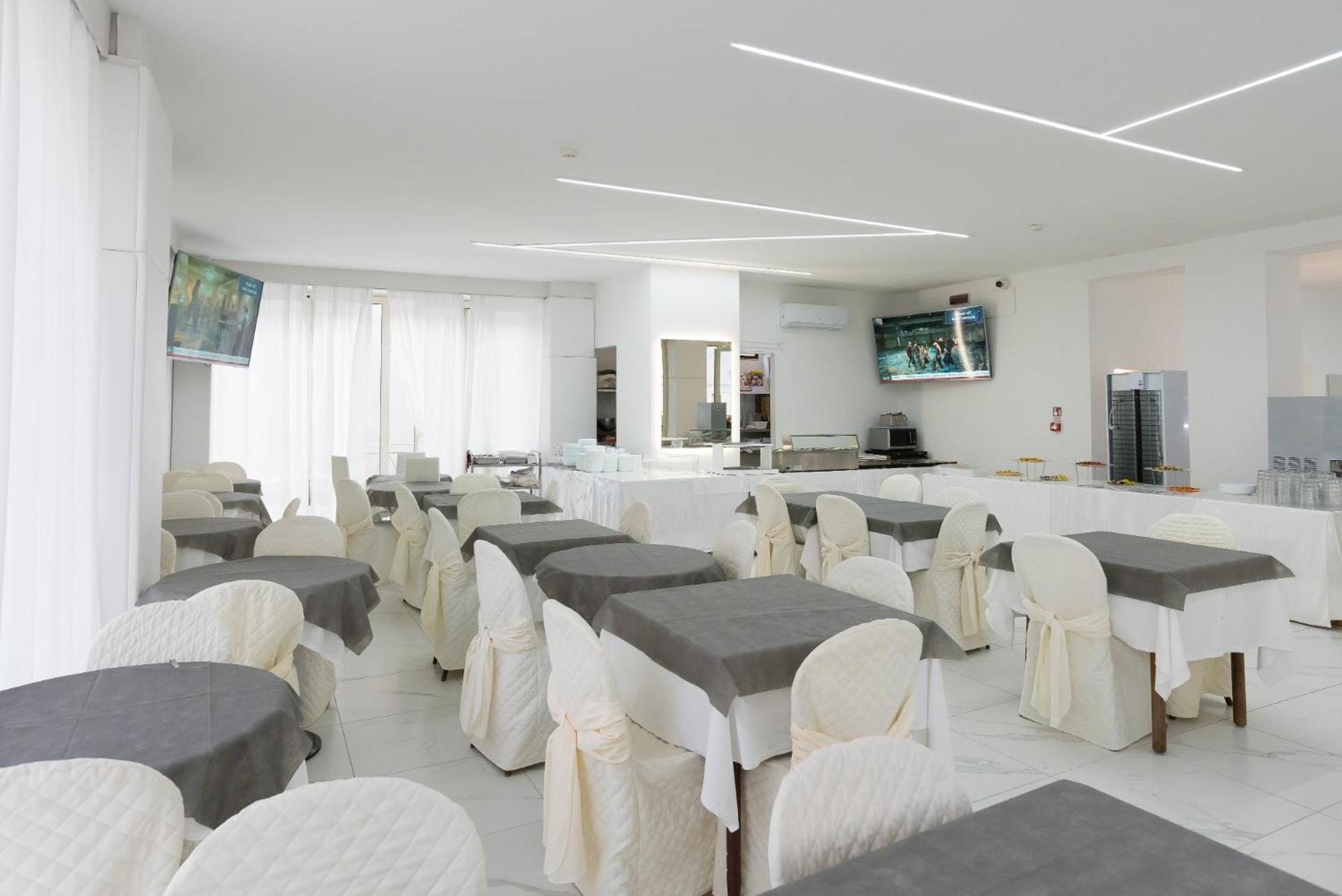 Hotel Ninfea Cattolica Exterior photo